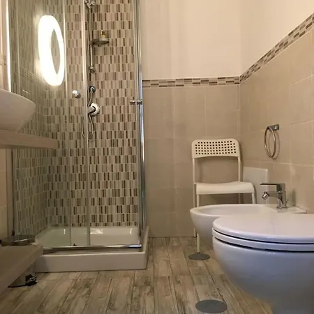 Pensión Dora's House 4*