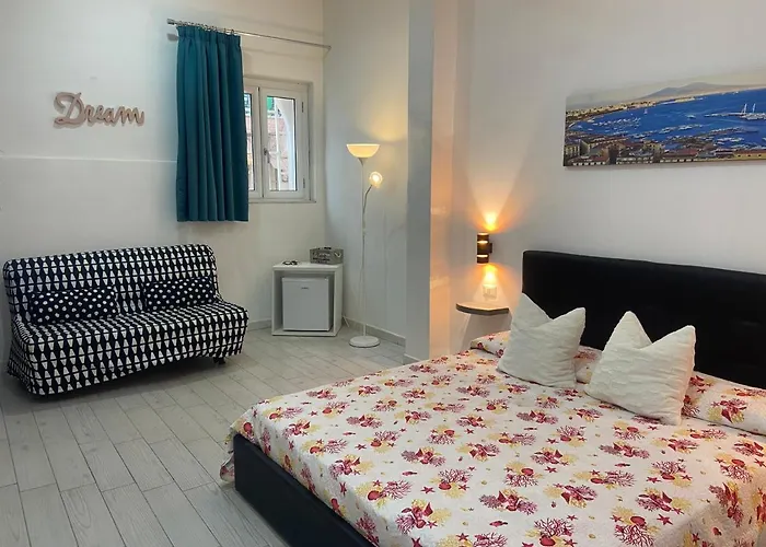 Konukevi Dora's House Napoli